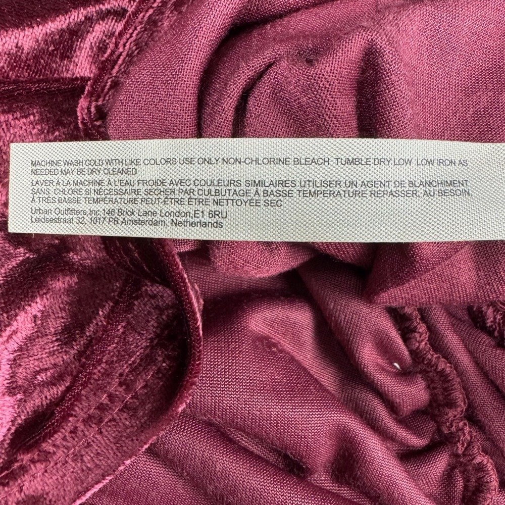 Free People Intimately Duvet Days Velvet Top Dark Red XS Open Back Puff Sleeve - Picture 12 of 12
